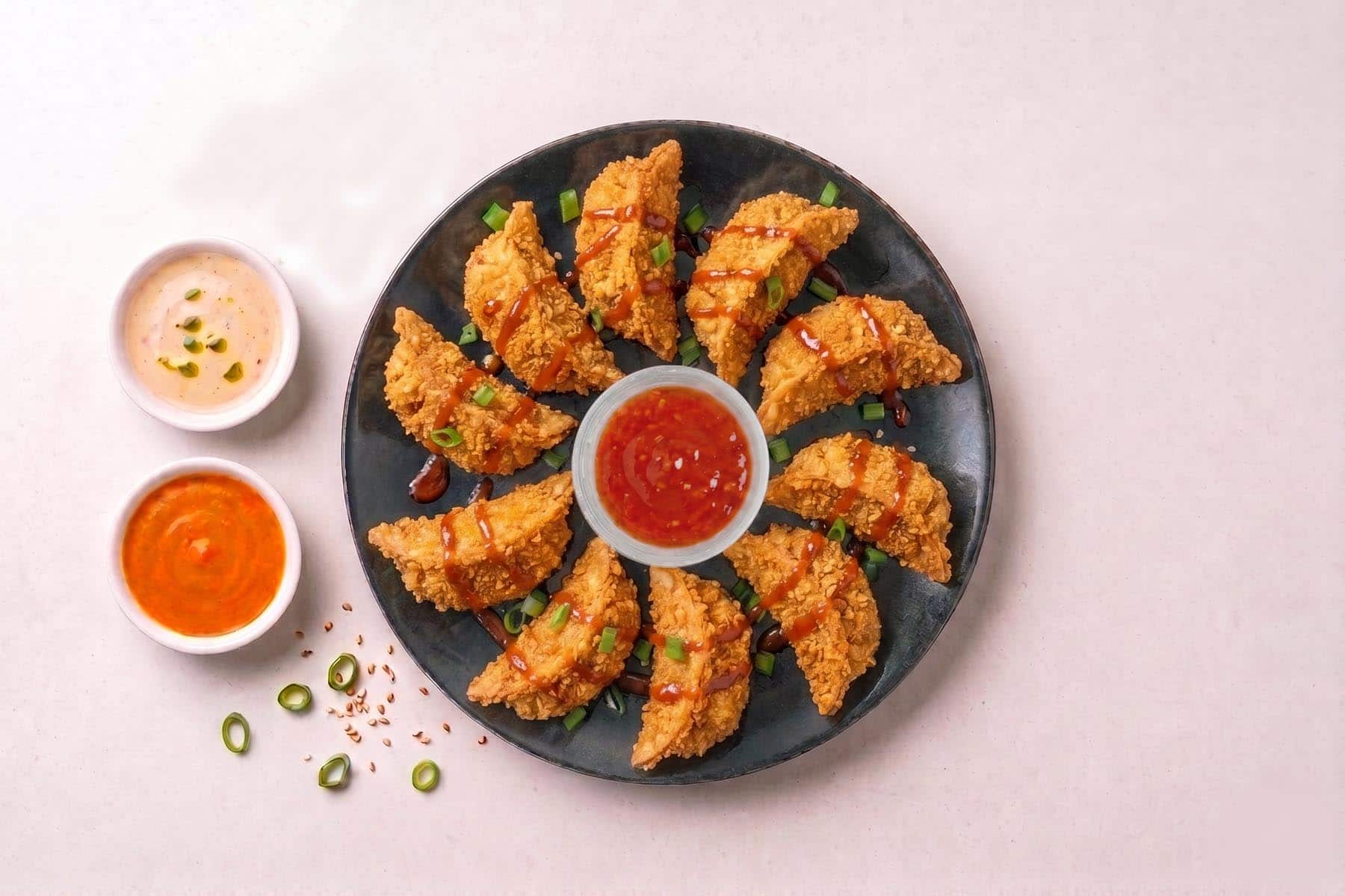 Signature Kimchi Crunchy Kurkure Momos [10 Pieces]