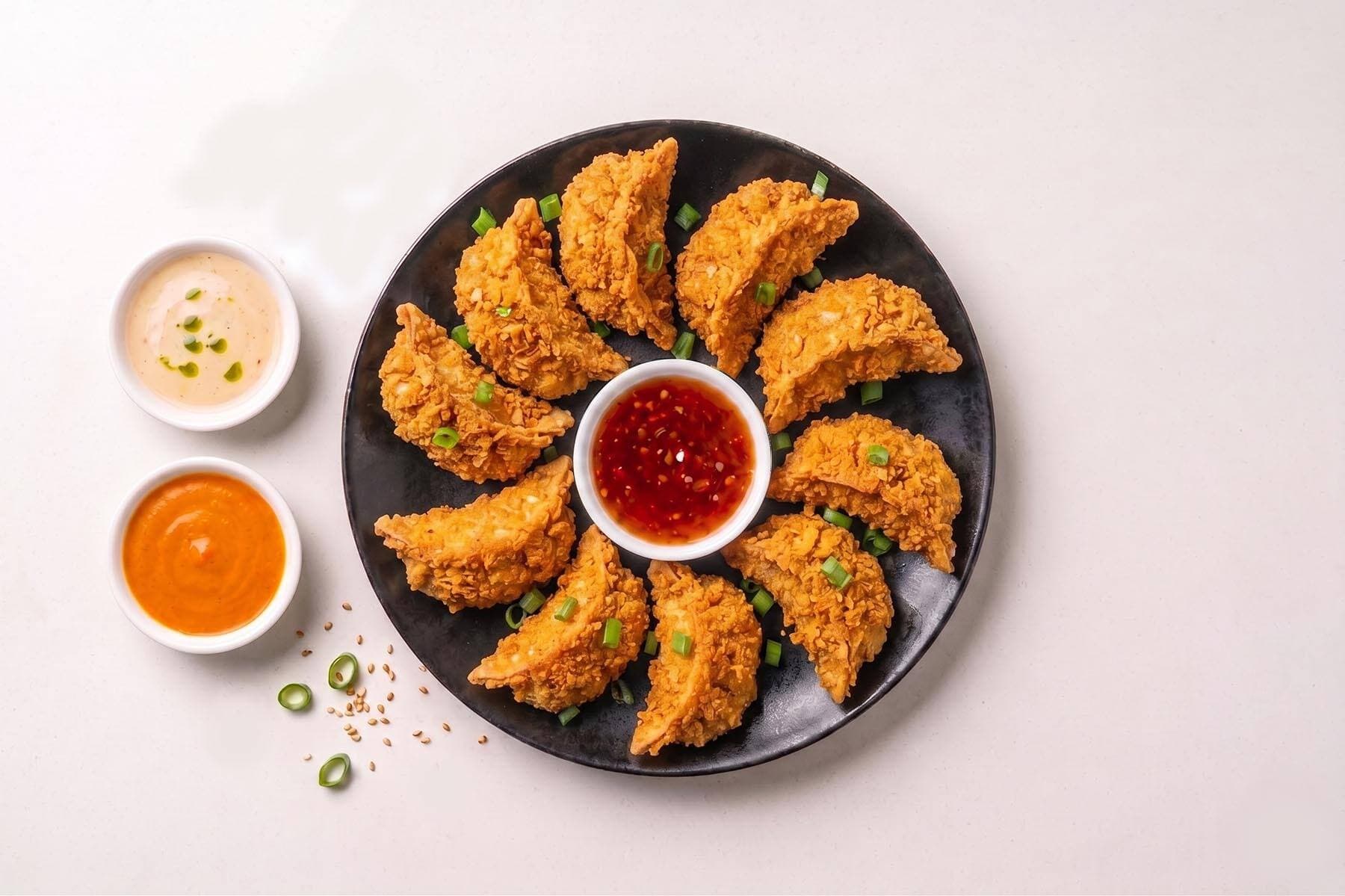 Classic Veg Crunchy Kurkure Momos [10 Pieces]
