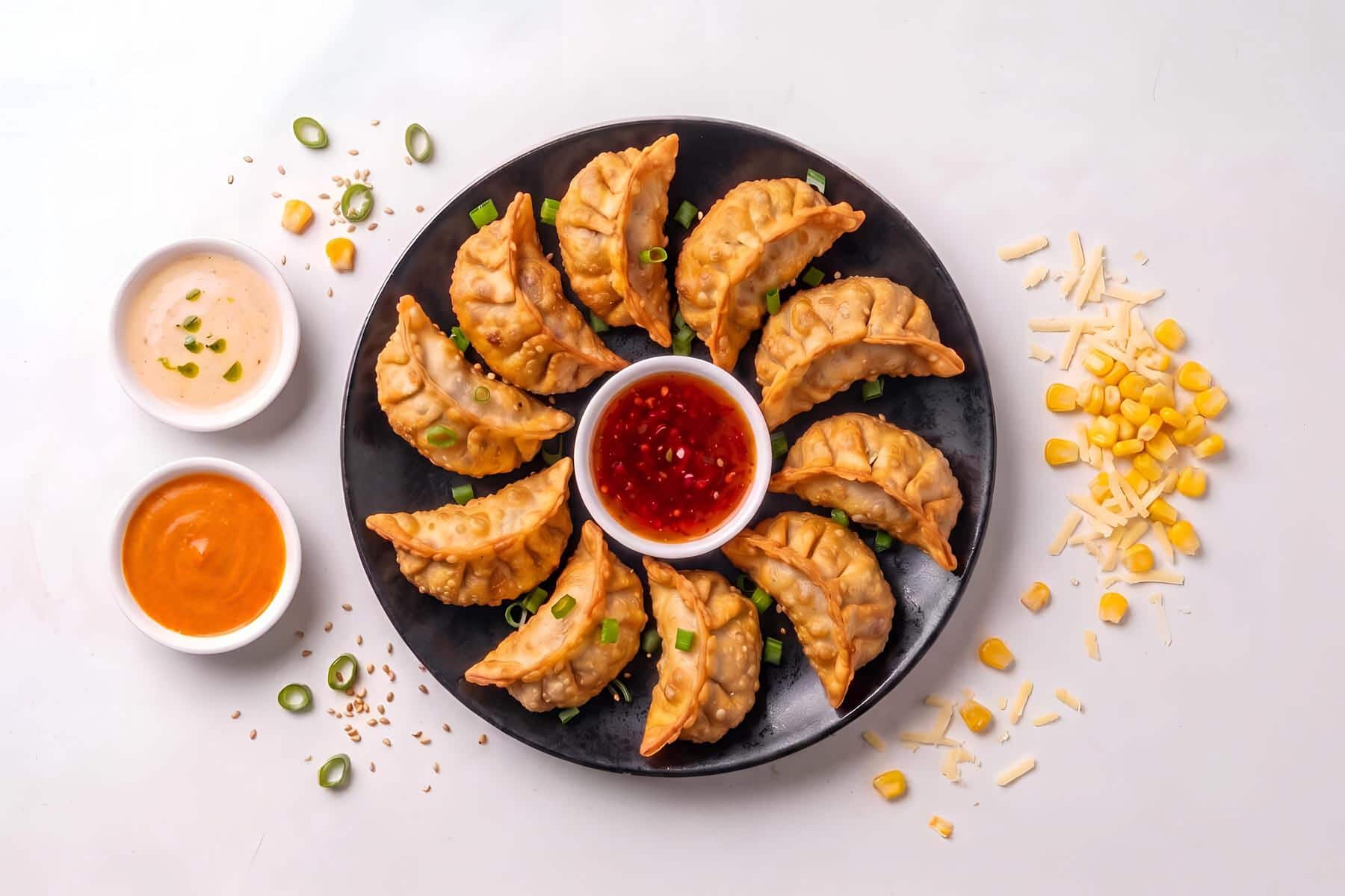 Inferno Cheese & Corn Fried Momos [10 Pieces]